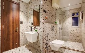 Hotel Preet Inn Newly Built Lux Collection Near Nizamuddin Railway Station
